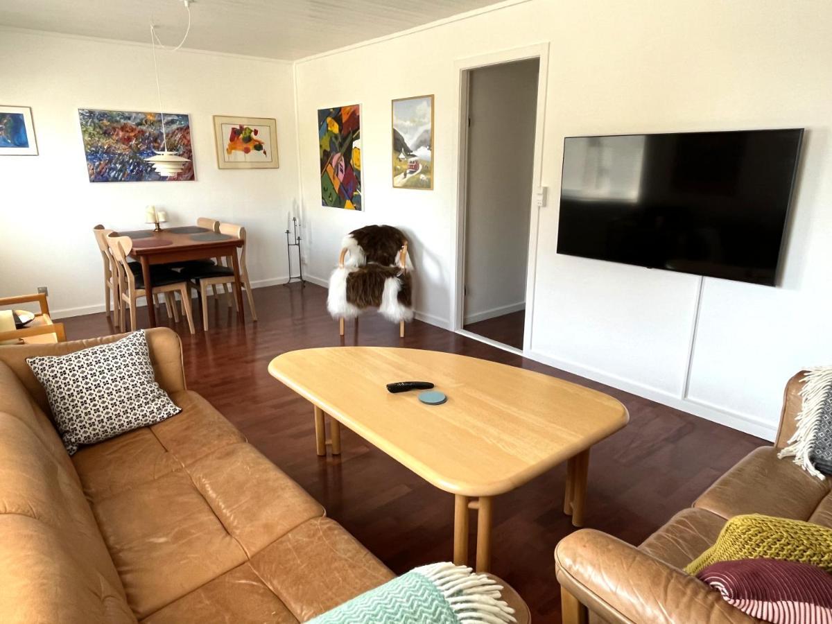 Cosy Apartment Near Beach, Marina & City Centre Торсхавн Экстерьер фото